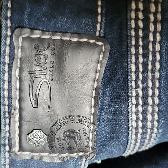 Jean Silver Jeans Co Suki Mid Capri W34 - Picture 6 of 9